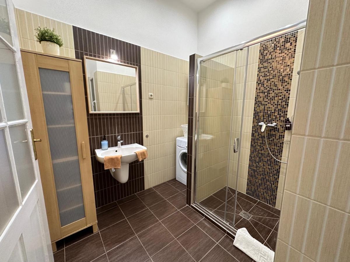 Orangehomes Peaceful Apartment Next To Central Market Hall บูดาเปสต์ ภายนอก รูปภาพ